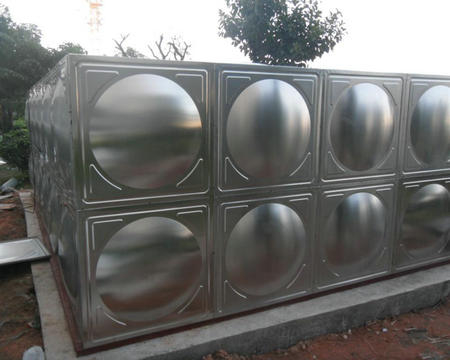 不銹鋼水箱生產(chǎn)廠家直接銷售